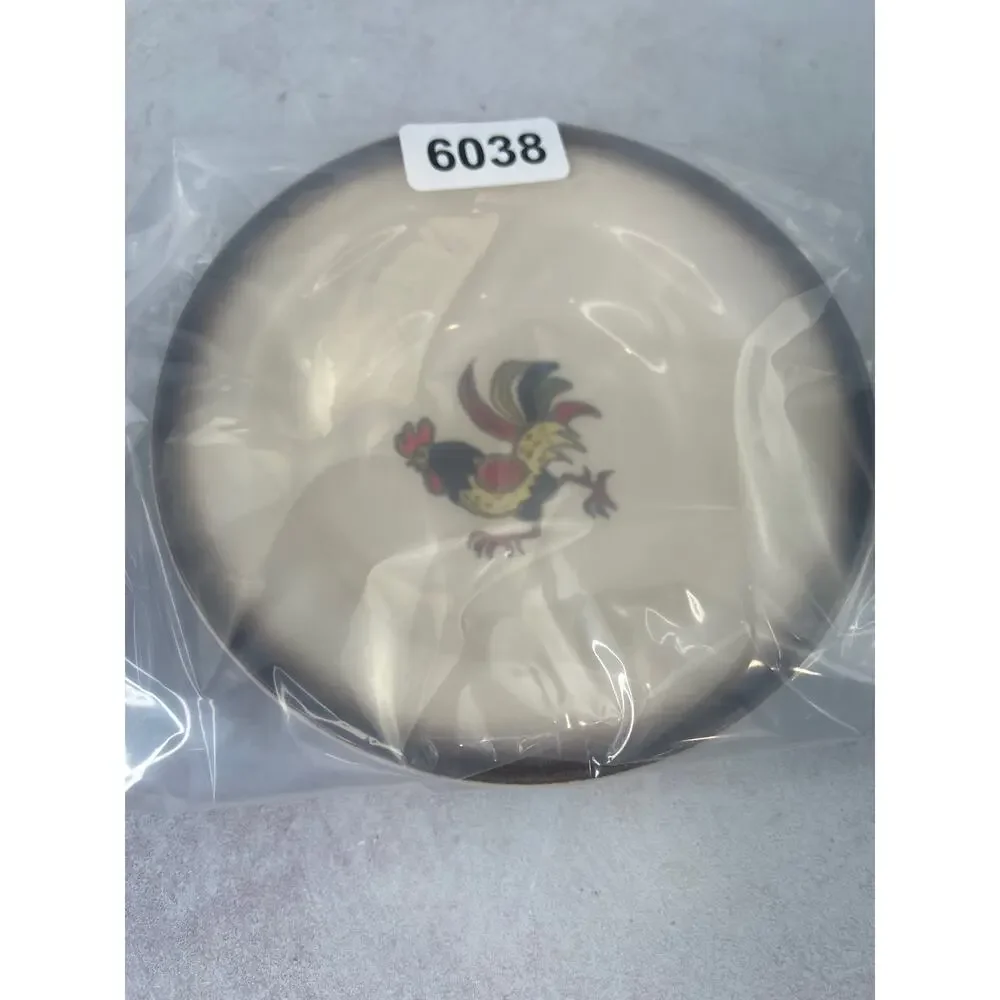 Vintage MCM Metlox Poppytrail Red Rooster Salad Plates Retro California‎ 6 inch